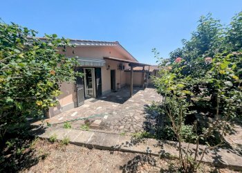 facciata - Villa di Piazza Fontana, Mazzano Romano - foto 5