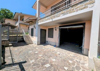 facciata - Casa semi indipendente di Piazza Fontana, Mazzano Romano - foto 21