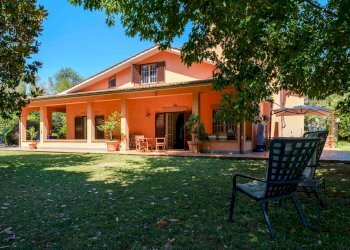 facciata - Villa del Sorbo, Campagnano di Roma - foto 24