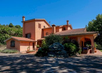 facciata - Villa del Sorbo, Campagnano di Roma - foto 26