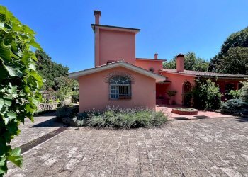 facciata - Villa del Sorbo, Campagnano di Roma - foto 52