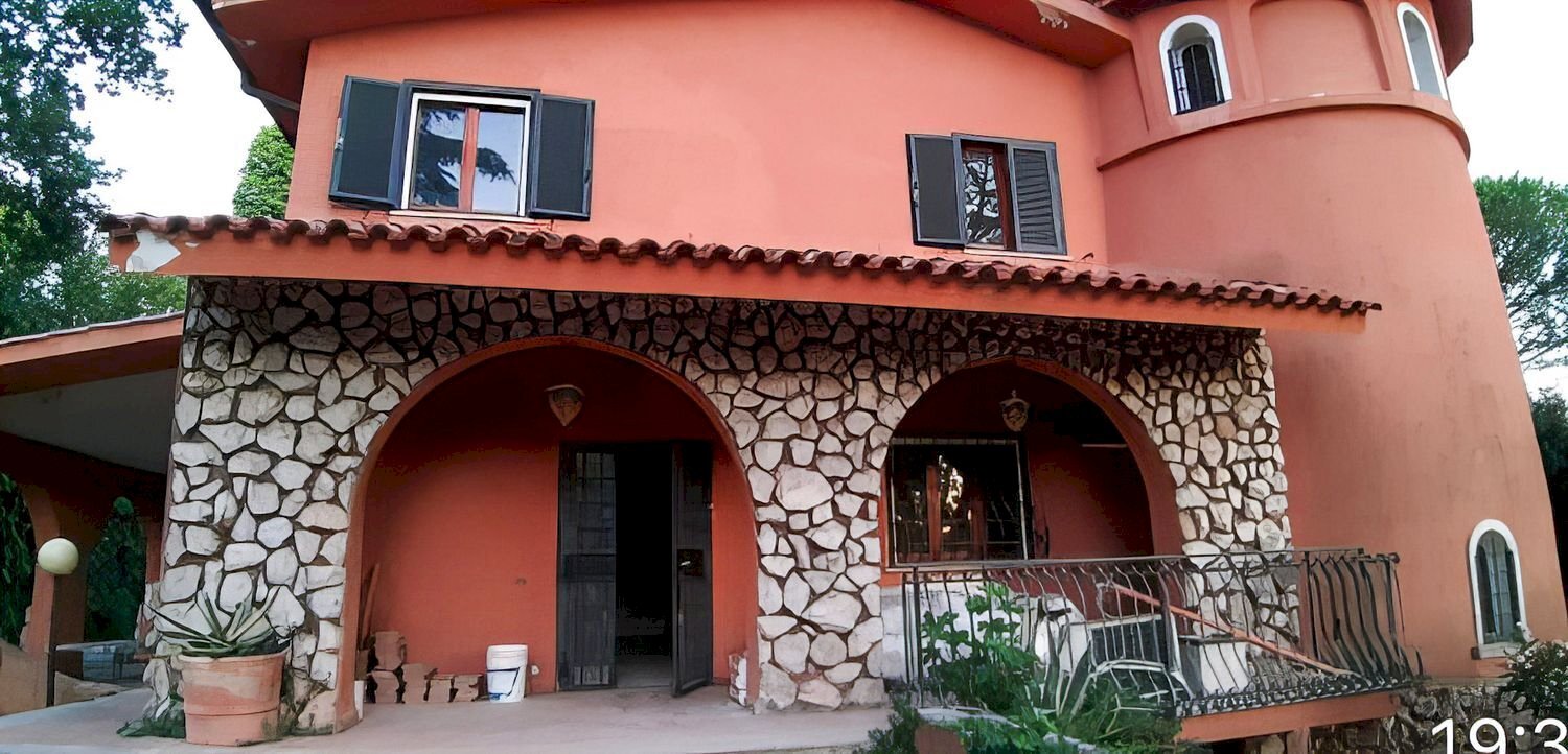 facciata - Villa Montelarco, Rignano Flaminio - foto 2