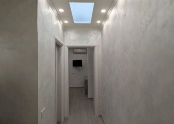 corridoio - Villa a Schiera Poggio delle Ginestre
 
12, Trevignano Romano - foto 13