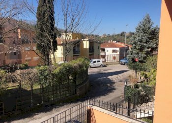 facciata - Villa a Schiera Cesare Battisti, Morlupo - foto 3