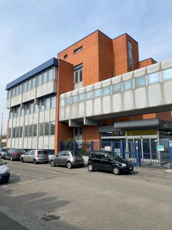 Facciata - Stable - Palace corso Roma, 17, Moncalieri - photo 2