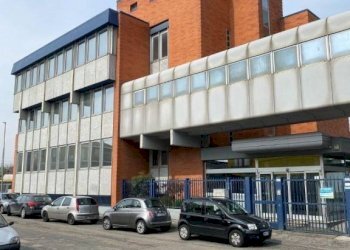 Facciata - Stabile - Palazzo corso Roma, 17, Moncalieri - foto 2