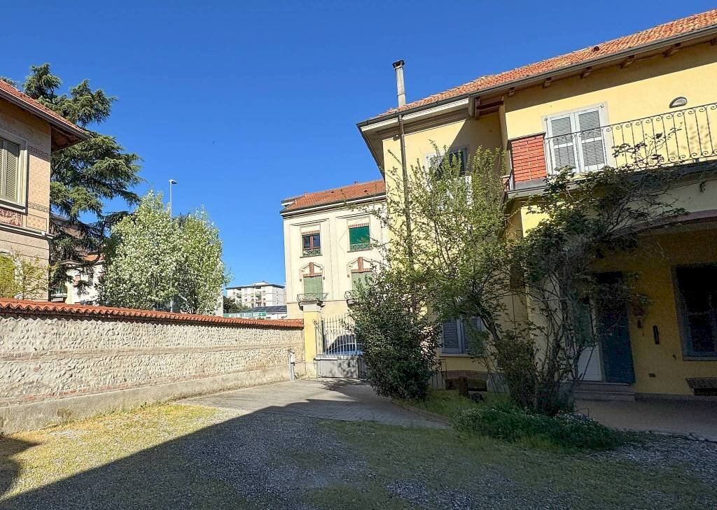 Cortile interno - Independent house via Lecco, 62, Monza - photo 2