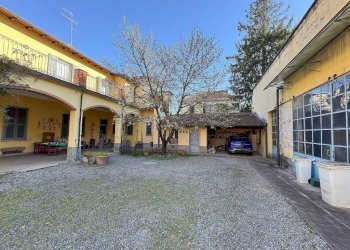 Cortile interno - Casa indipendente via Lecco, 62, Monza - foto 7