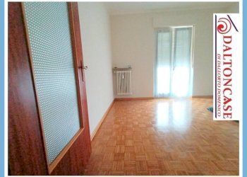 Camera da letto - Quadrilocale Fossano - foto 16