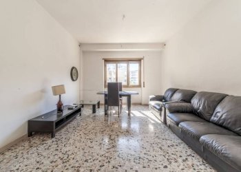 Salone - Three-room apartment via di Donna Olimpia, Roma - photo 4