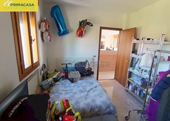 Camera da letto - Villa via MONIEGO CENTRO, 51, Noale - foto 12