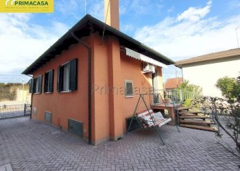 Facciata - Casa indipendente via TRENTO, 76, Martellago - foto 1