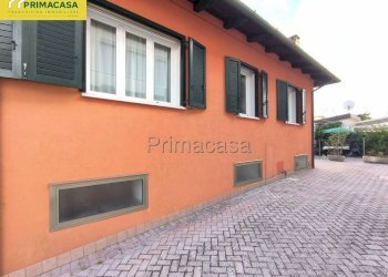 Cortile interno - Casa indipendente via TRENTO, 76, Martellago - foto 4
