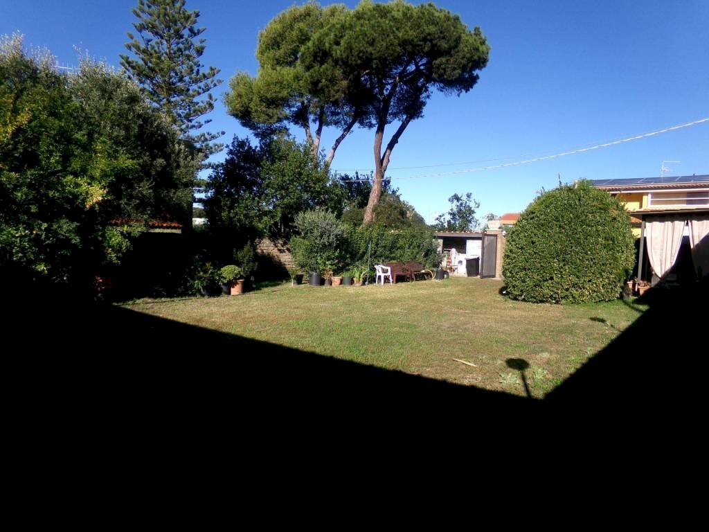 Giardino - Villa via Belvedere, 22, Anzio - foto 3