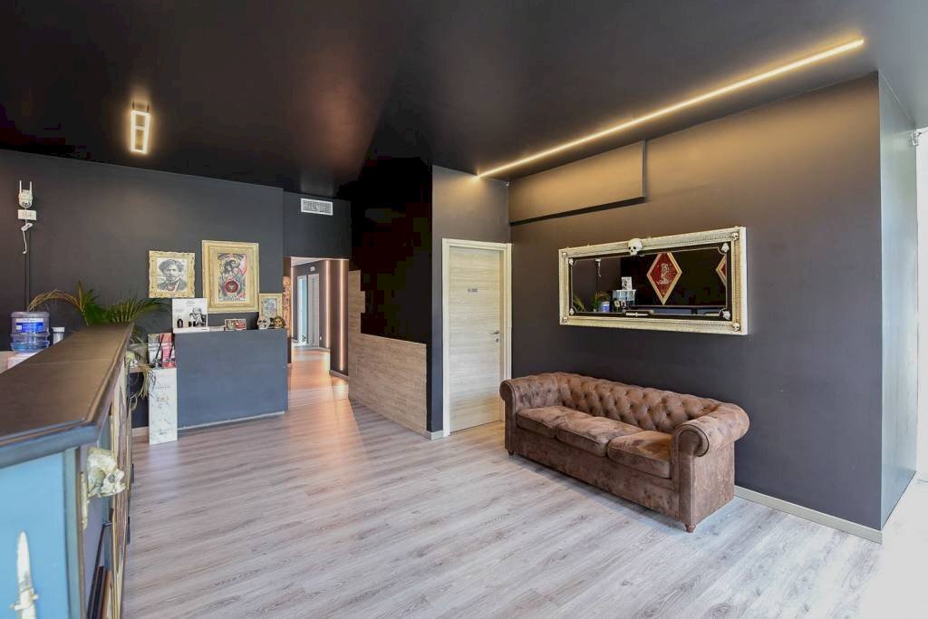 Interno non residenziale - Shop via Unione, Lurate Caccivio - photo 2