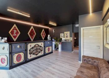 Interno non residenziale - Shop via Unione, Lurate Caccivio - photo 1