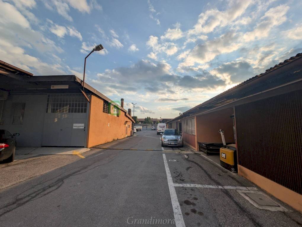 Zona - Magazzino via Giovanni Finazzi, Bergamo - foto 2