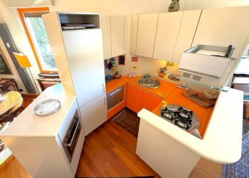 Cucina - Appartamento via Giuseppe Mendozza, 39, Genova (zona Quarto) - foto 11