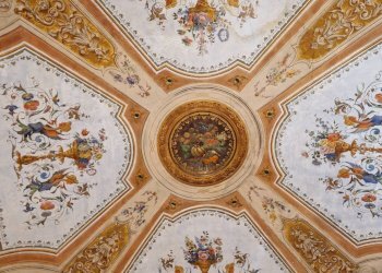 Locale Commerciale Strada Maggiore, Bologna (zona Centro Storico) - foto 24