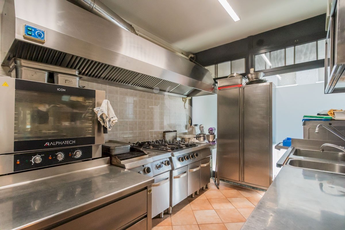 Vendita Licenza Ristorante Bar Pasticceria in vendita ad Agrate Brianza - Attività Commerciale , 44, Agrate Brianza - foto 1