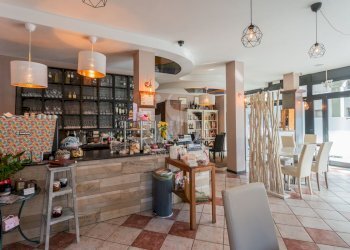 Vendita Licenza Ristorante Bar Pasticceria in vendita ad Agrate Brianza - Attività Commerciale , 44, Agrate Brianza - foto 6