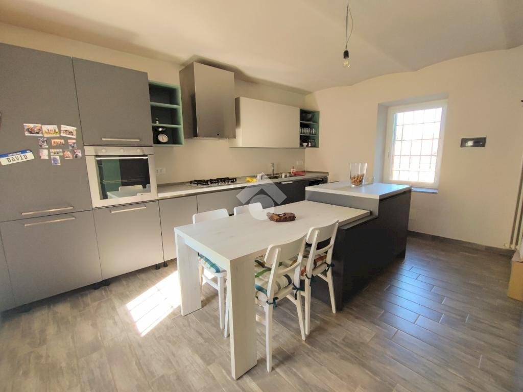 Independent house Via Carezzano, Paderna - photo 1
