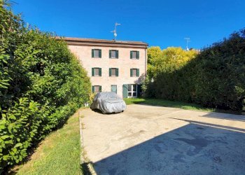 Independent house Via Carezzano, Paderna - photo 4