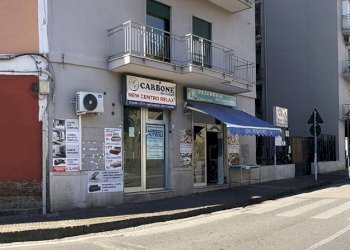 Locale Commerciale corso Nicola Terracciano, 10, Pozzuoli - foto 1