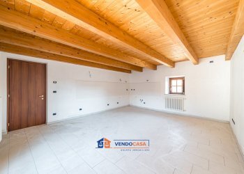 Casa indipendente Pancalieri - foto 2