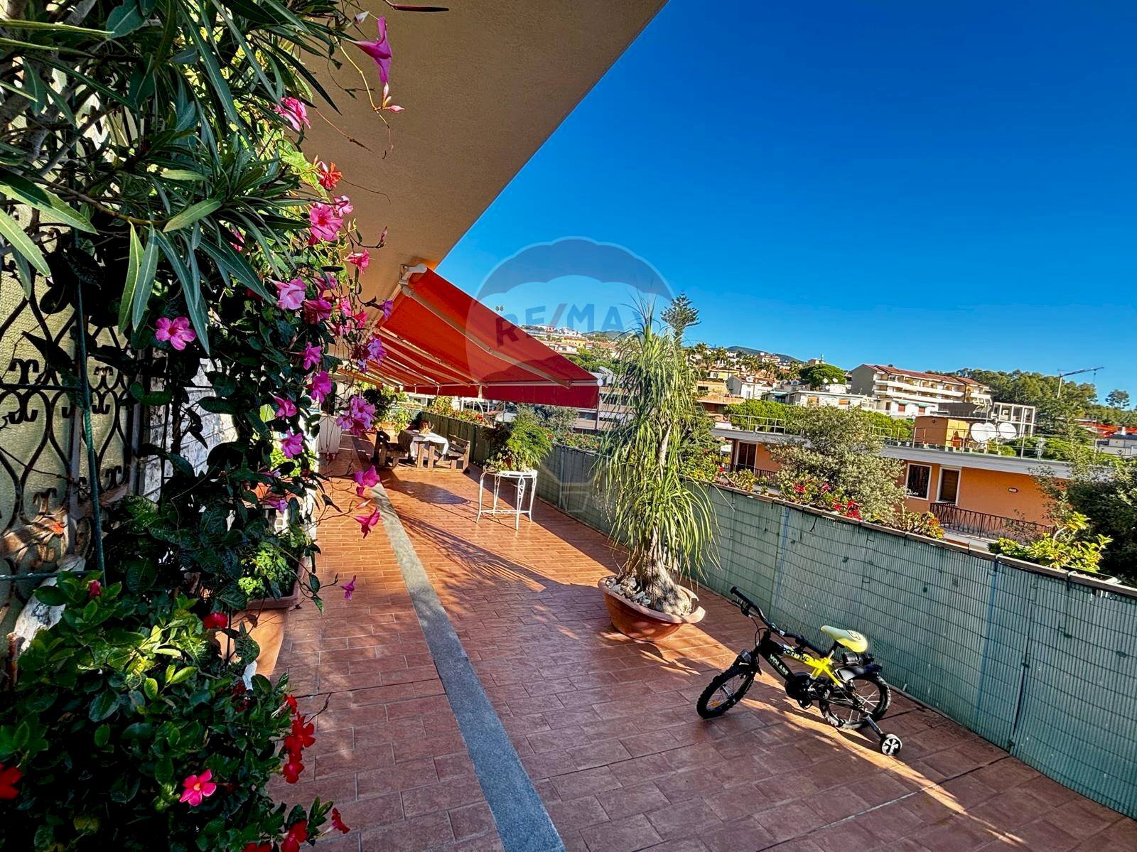 Three-room apartment Sanremo, IM, Sanremo - photo 3