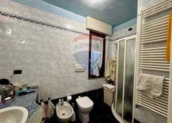 Three-room apartment Sanremo, IM, Sanremo - photo 9