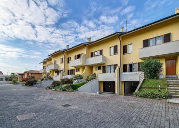 Foto 4 - Casa semi indipendente montecervino
 
9, Usmate Velate - foto 4