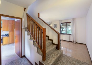 Foto 8 - Casa semi indipendente montecervino
 
9, Usmate Velate - foto 8