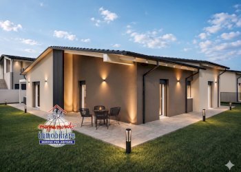 Foto 1 - Villa VIA CURATO
 
snc, Cento - photo 1