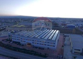 Edificio all\'aperto - Capannone Teverola - foto 12