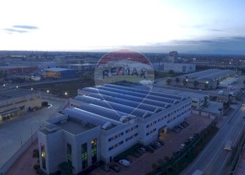 Edificio all\'aperto - Capannone Teverola - foto 15