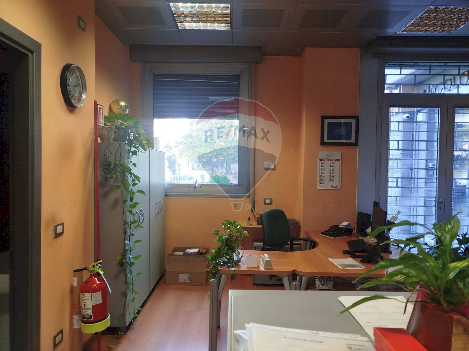 Ufficio - Office Via De Nicola
8, San Giuliano Milanese - photo 3