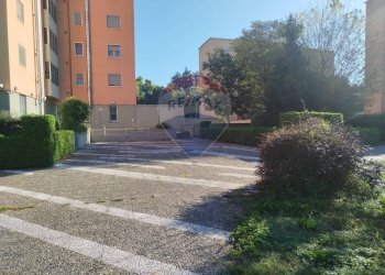 Edificio all\'aperto - Ufficio Via de Nicola
 
8, San Giuliano Milanese - foto 8