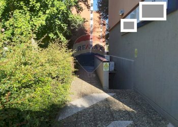 Giardino - Ufficio Via de Nicola
 
8, San Giuliano Milanese - foto 30