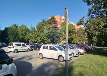 Edificio all\'aperto - Ufficio Via de Nicola
 
8, San Giuliano Milanese - foto 35