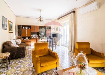 Sala da pranzo - Trilocale Via Giovanni Verga
 
79F, Lentini - foto 7