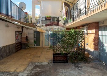 Terrazza - Trilocale VIA PAOLO VASTA
 
5, Aci Castello - foto 2