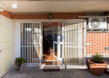 Casa all\'aperto - Trilocale VIA PAOLO VASTA
 
5, Aci Castello - foto 3