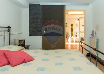 Camera / camera da letto - Trilocale VIA PAOLO VASTA
 
5, Aci Castello - foto 9