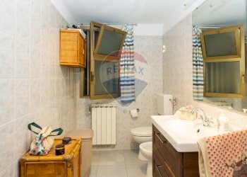 Bagno - Trilocale VIA PAOLO VASTA
 
5, Aci Castello - foto 11