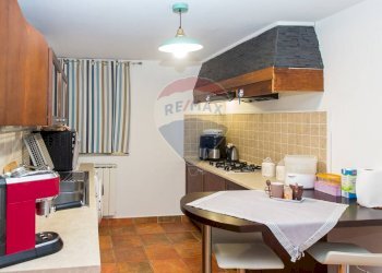 Cucina - Trilocale VIA PAOLO VASTA
 
5, Aci Castello - foto 13