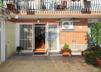 Terrazza - Trilocale VIA PAOLO VASTA
 
5, Aci Castello - foto 17