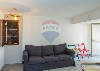 Soggiorno - Trilocale VIA PAOLO VASTA
 
5, Aci Castello - foto 24