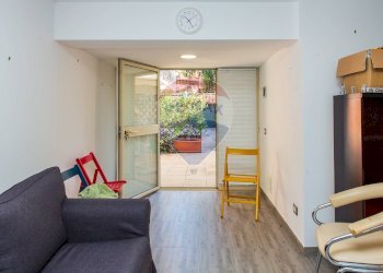 Soggiorno - Trilocale VIA PAOLO VASTA
 
5, Aci Castello - foto 25