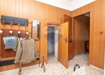 Hall / corridoio - Casa indipendente via MOSCHITTA
 
11, Caltagirone - foto 25